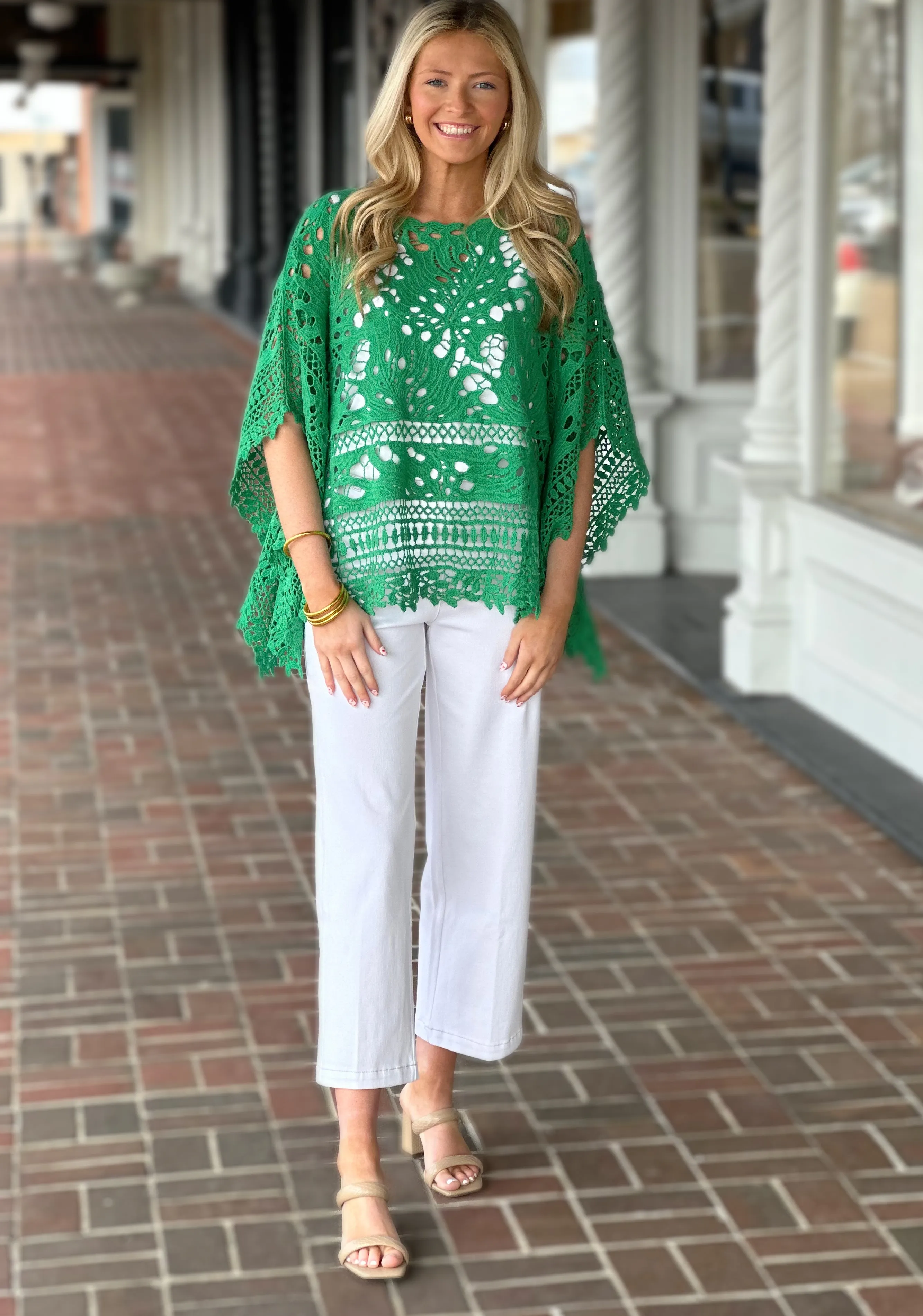 A La Carte Cotton Lace Poncho in Green