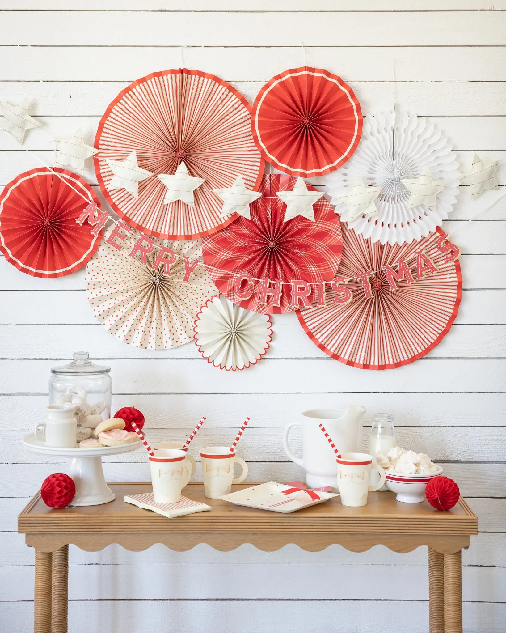 BEC1002 - Believe Felt Striped Star Banner