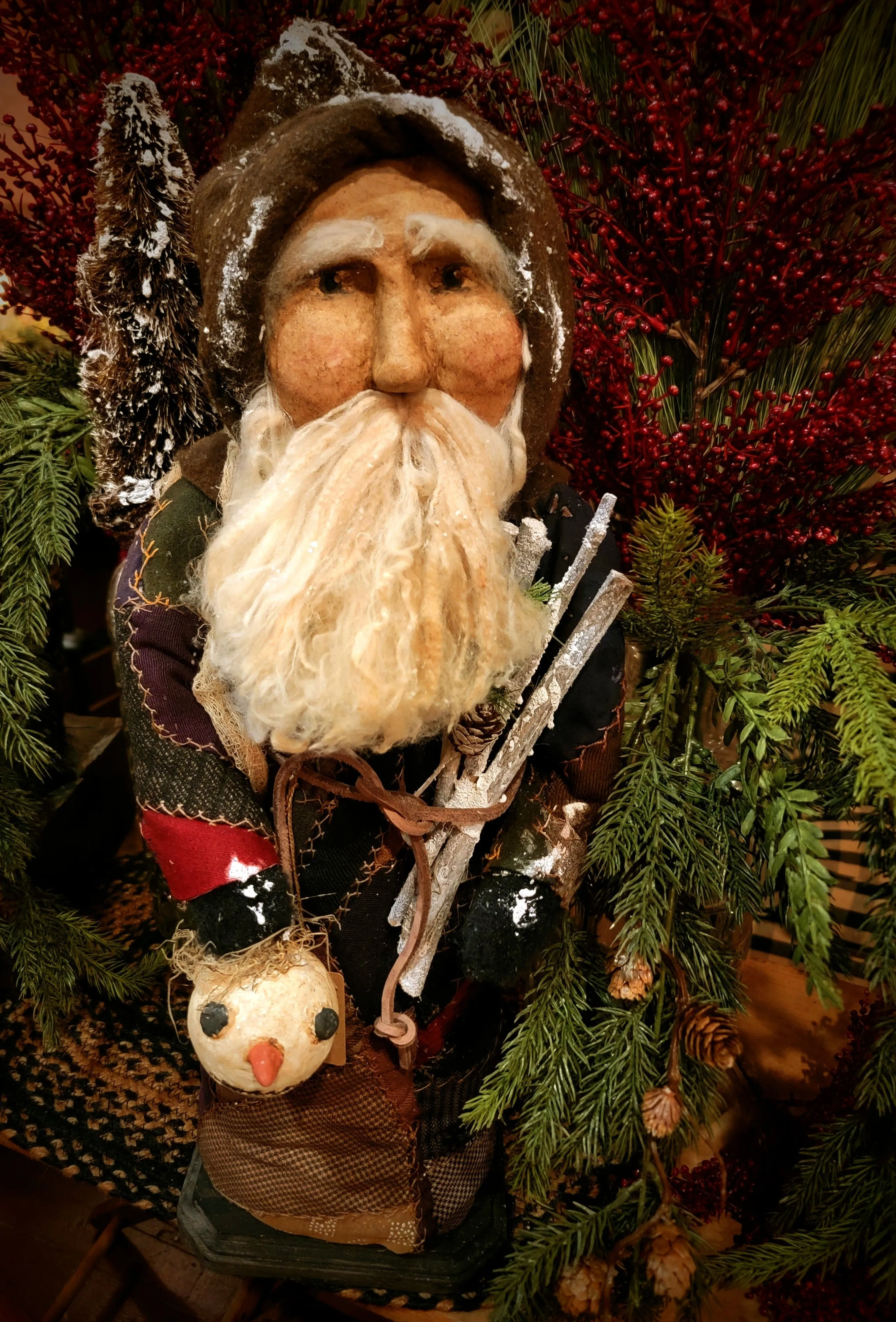 #HOLQ7 Primitive Clay Face "Crazy Quilt" Santa