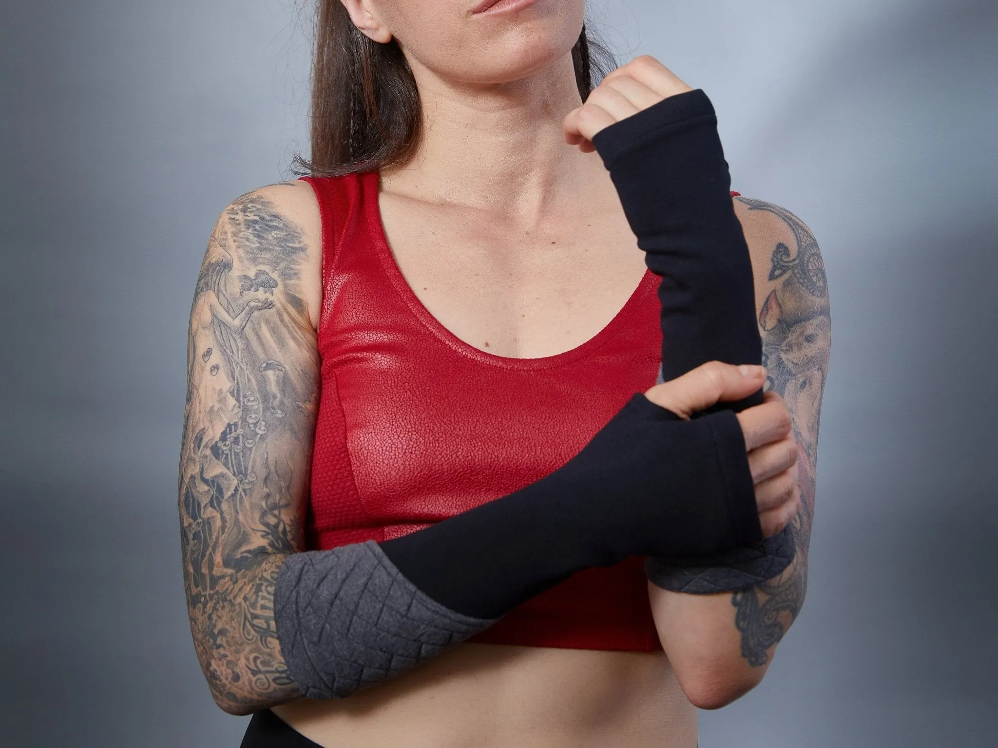 K-ARP Gray arm warmers