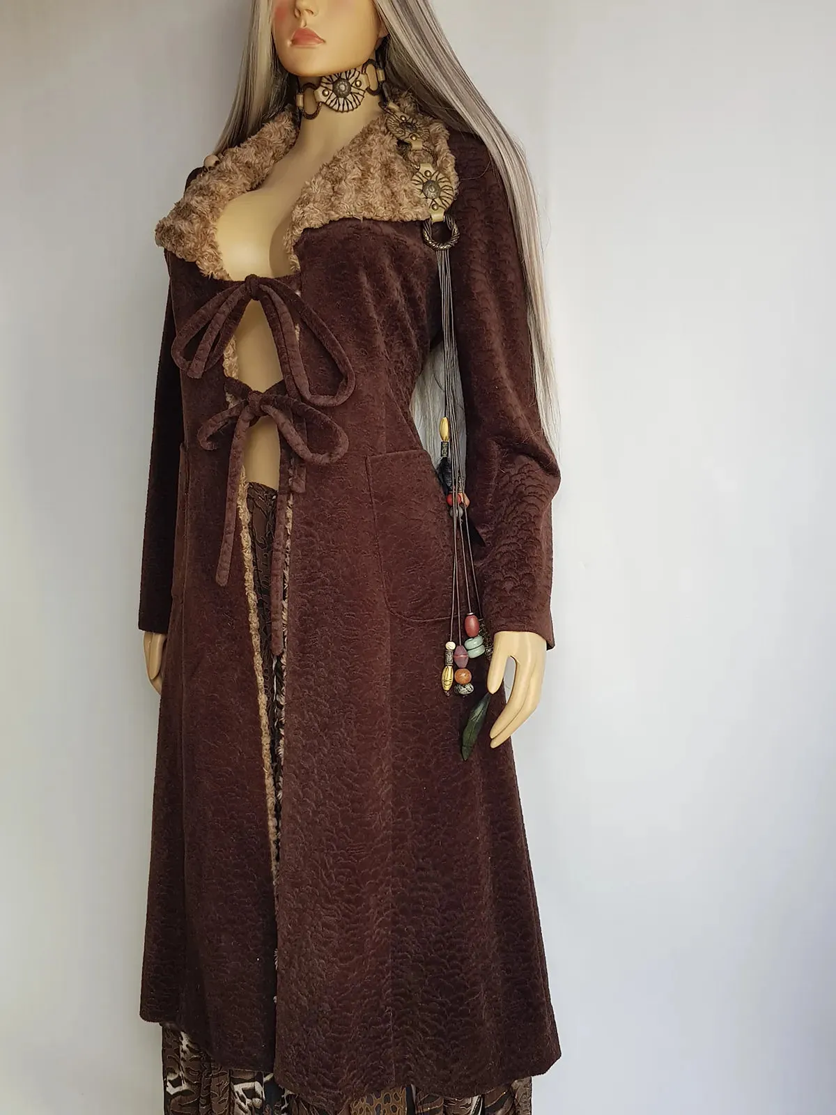 Perfect 1970s Vintage Rockstar Bohemian Coat - Hourglass Shape - Vegan - Insanely Cool - Double Tie Front & Large Feature Collar