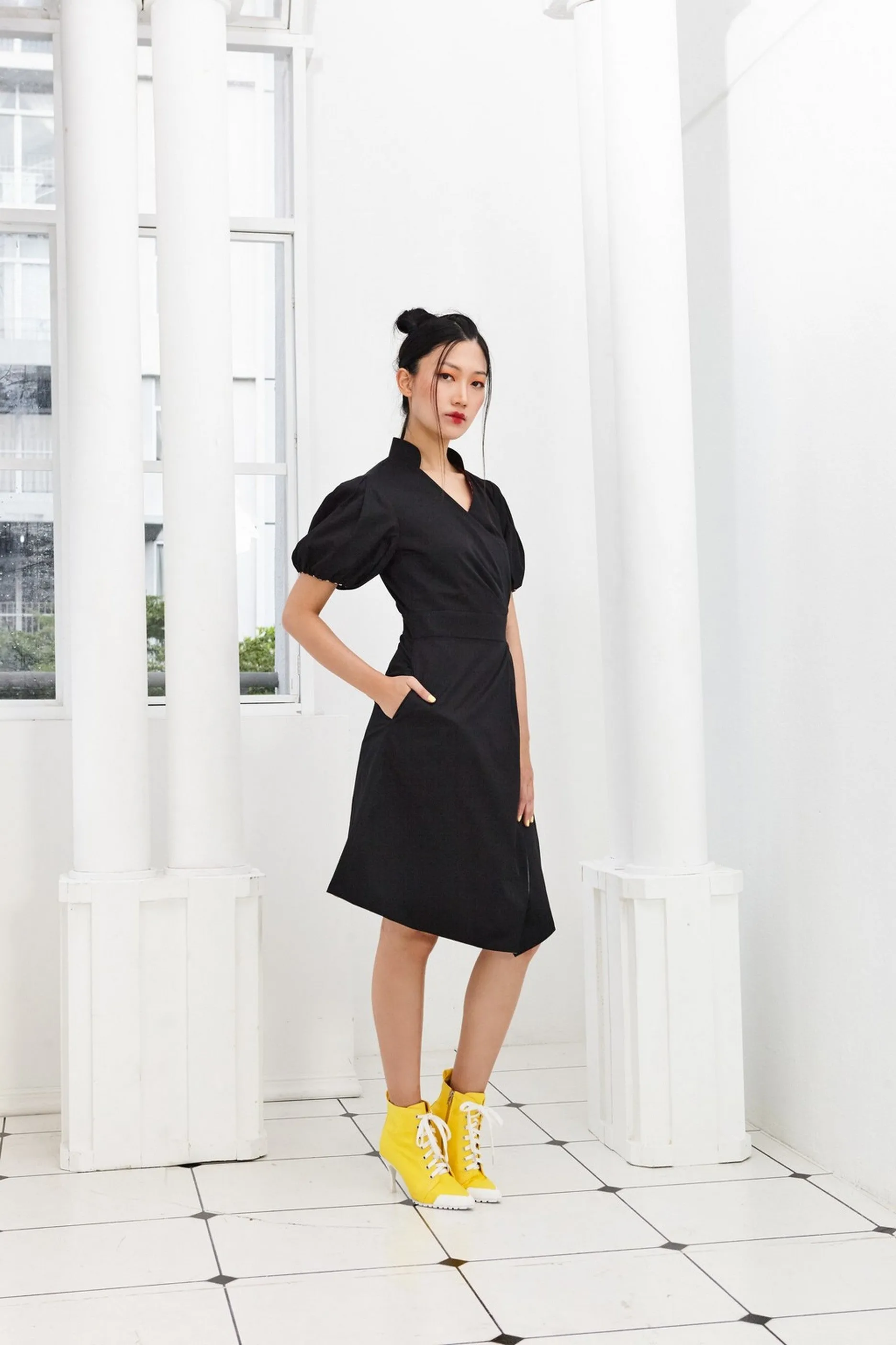 Pre-Order MIX BATIK AND BLACK COTTON - REVERSIBLE WRAP DRESS WITH PUFF SLEEVE AND DETACHABLE COLLAR - MULTI