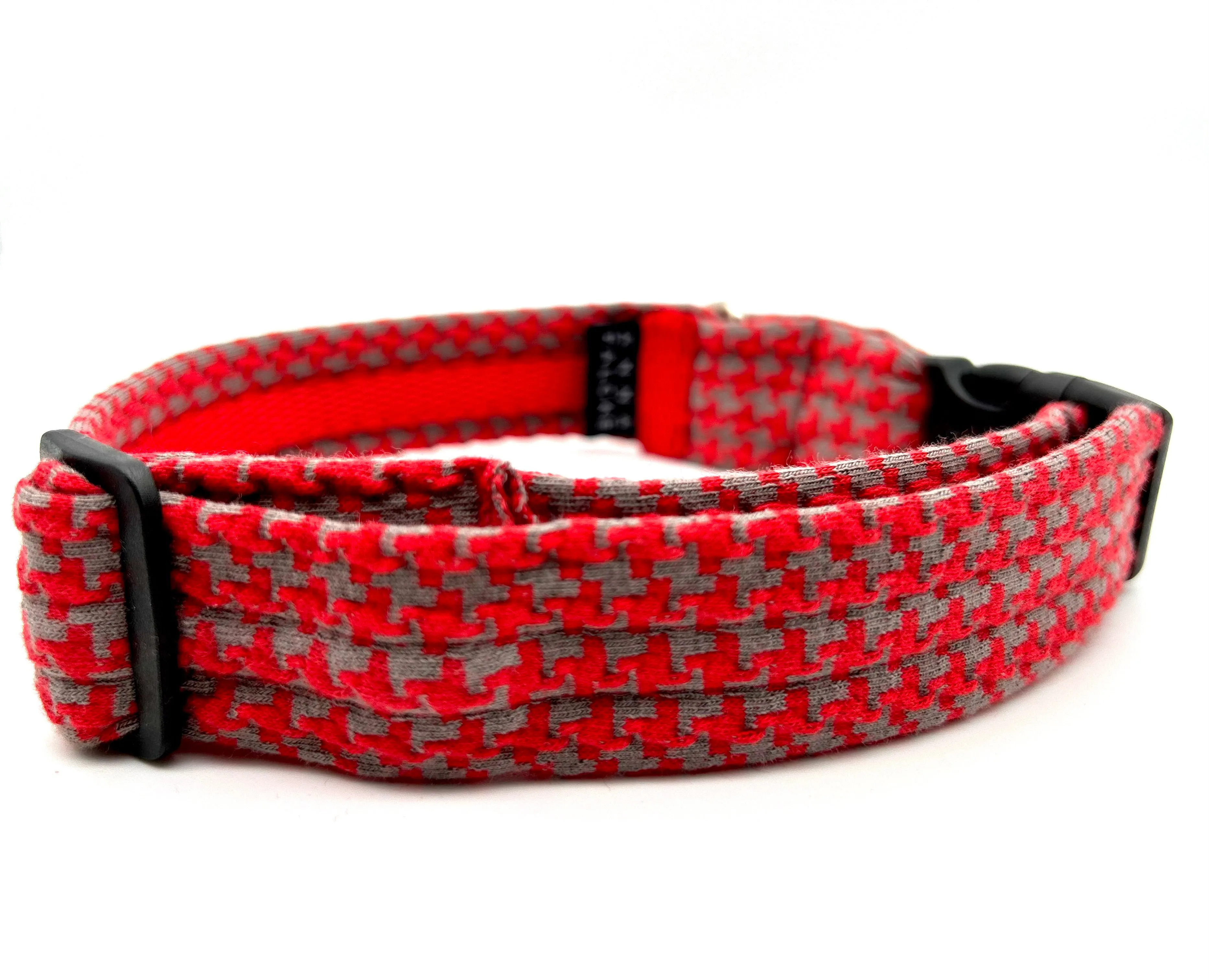 Red dogtooth Design - Luxury Dog Lead set