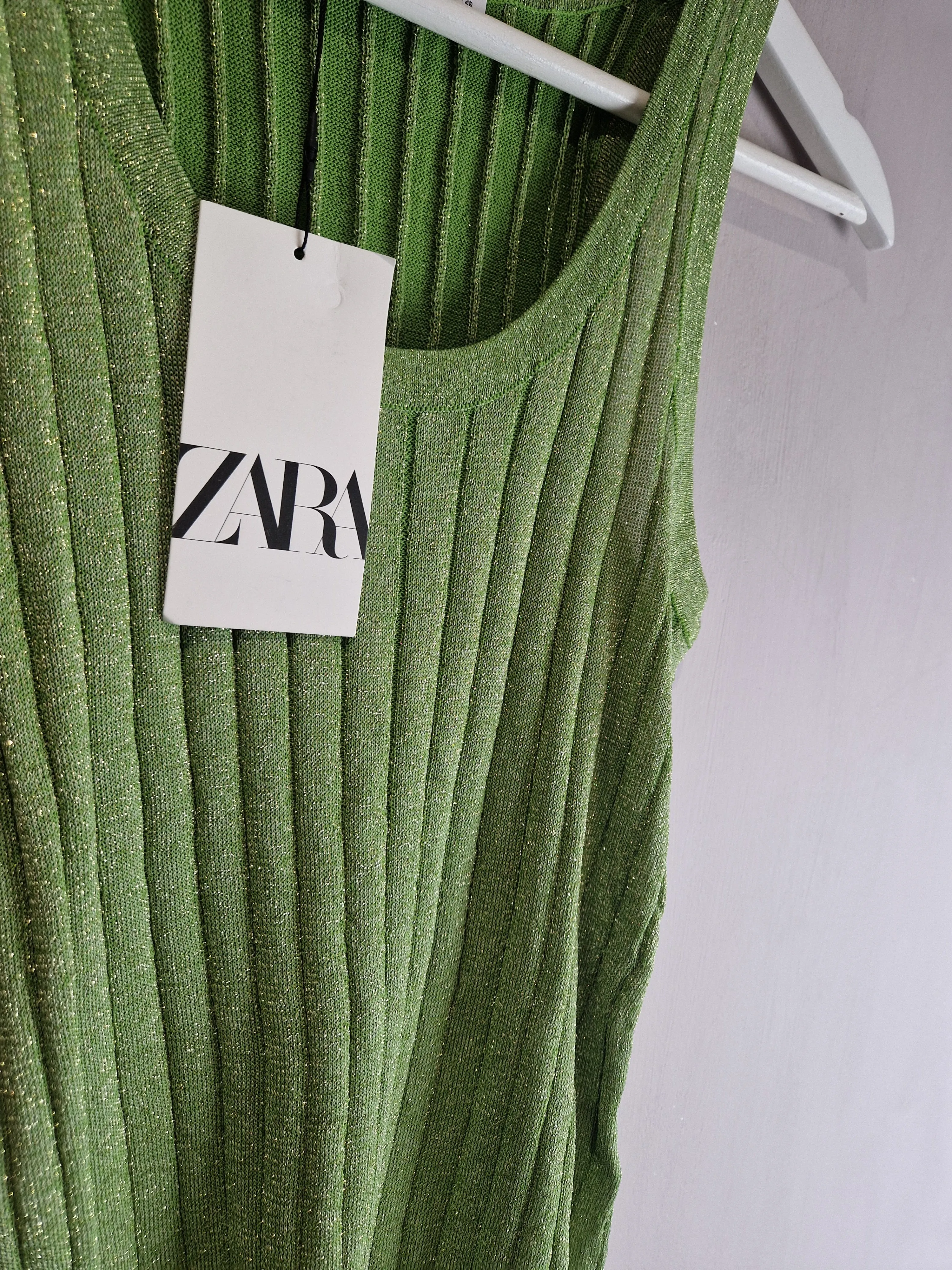 Zara green gold fleck knitted vest top, new with tags  - small